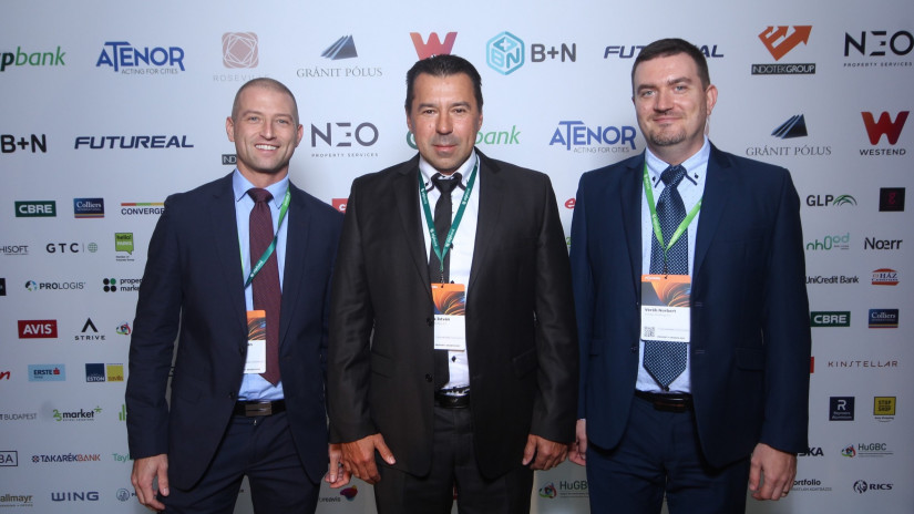 Balról jobbra: Számel Zoltán, Tirpák István és Veréb Norbert a Portfolio Property Awards 2021 eseményén.