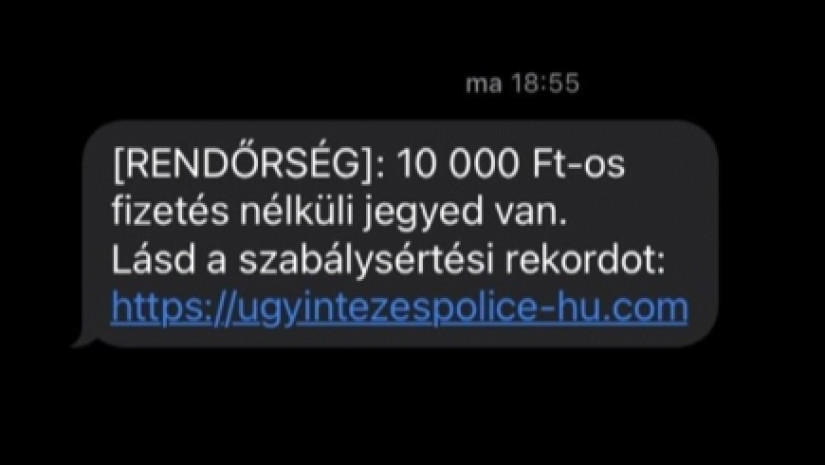 Az adathalász SMS. Forrás: police.hu