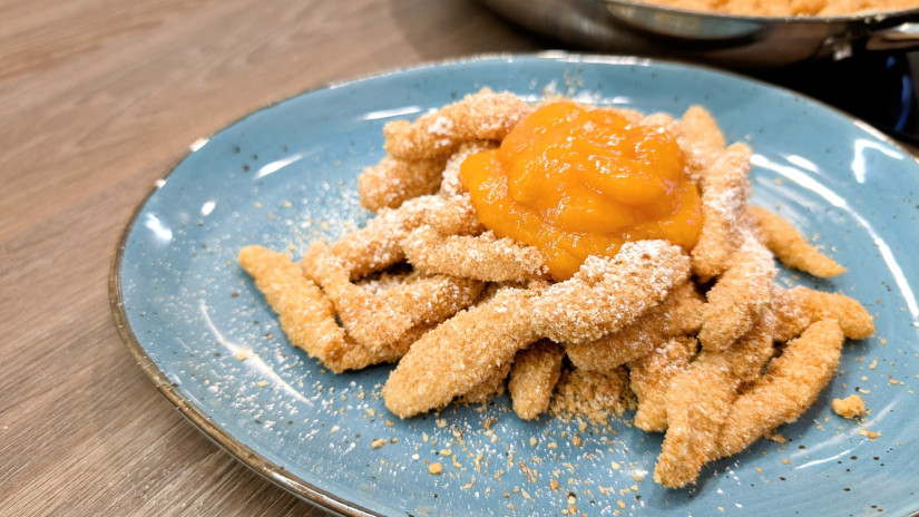 Angyalbögyörő baracklekvárral