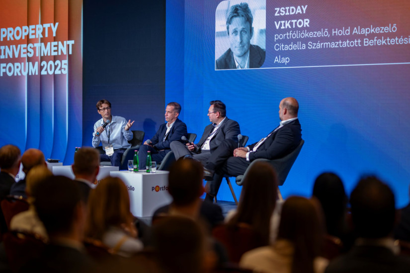 Zsiday Viktor, a Hold Alapkezelő, a Citadella Származtatott Befektetési Alap portfóliókezelője,  Salamon Adorján, MRICS, az ESTON International vezérigazgatója, Madár István, a Portfolio vezető elemzője a Portfolio Property Investment Forum 2025 konferencián