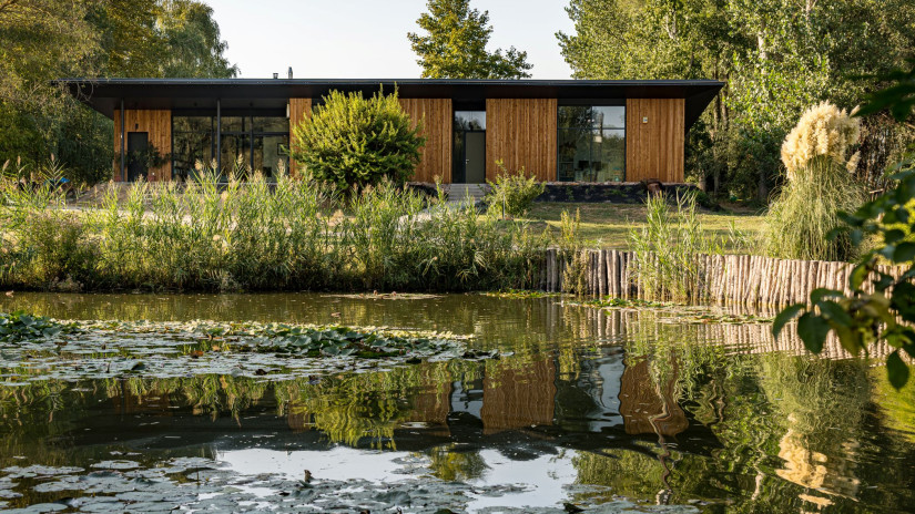 Év Háza 2025 Fődíj Lakóépület Kategória-Villányi Norbert, V Marton Rozália-Lakóépület Somogytúr