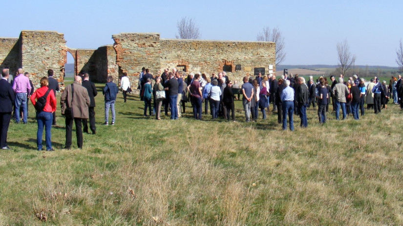 Megemlékezés Rohoncon (Fotó: Pais-H Szilvia)