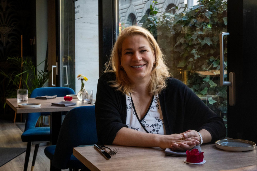 Pallaghy Anna, a Michelin Bib Gourmand díjjal elismert N28 Wine & Kitchen egyik tulajdonosa és jelenlegi étteremvezetője.