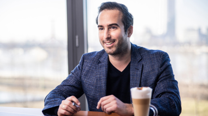 Jendrolovics Péter, a Gránit Bank vezérigazgató-helyettese, a Lakossági Divízió vezetője