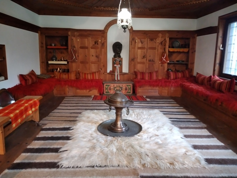 Bolgár szoba Nagy László szülőházában Viszákon (Fotó: Pais-H Szilvia)