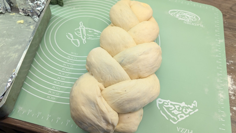 A kalácsrudak összefonása