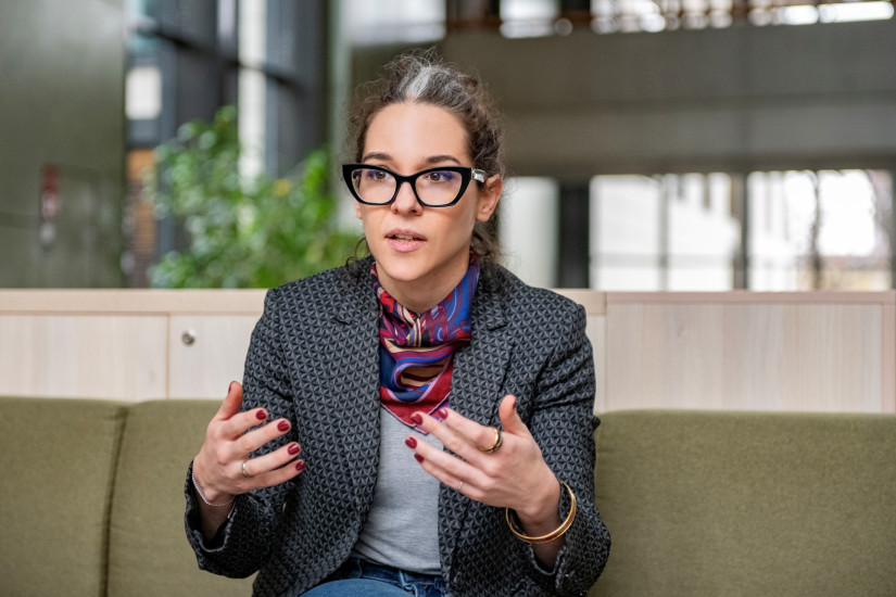 Dobos Emese, a KRTK kutatója. Fotó: Bácsi Róbert László.