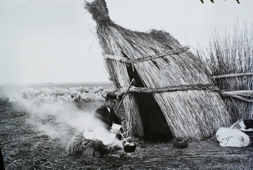 Hortobágy életkép a pusztáról. 1908-ból. Fortepan: Fotó adományozó Magyar Földrajzi Múzeum / Erdélyi Mór cége