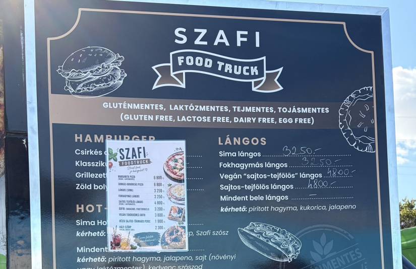Pizza- és lángosárak a Hungaroringen, 2026-ban. 
Fotó: olvasói
