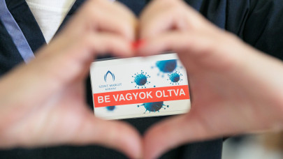 A magyarok ötöde oltatna, de nem regisztrált: soha nem volt még ennyi vakcinapárti