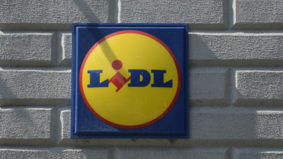 Kiderült a turpisság: ezért olcsóbb külföldön a Lidlben vásárolni, mint Magyarországon?