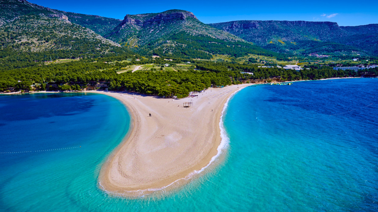 Croatia, Dalmatia, Brac island, Bol, Zlatni Rat (Golden Cape) beach