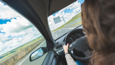 Így előzd meg a baleseteket vezetés közben: sokan nincsenek tisztában ezekkel a szabályokkal