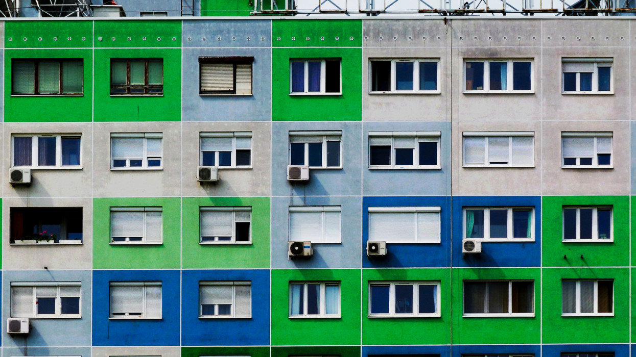 Zuhannak a lakásárak: itt már bekövetkezett, amire olyan sok magyar várt