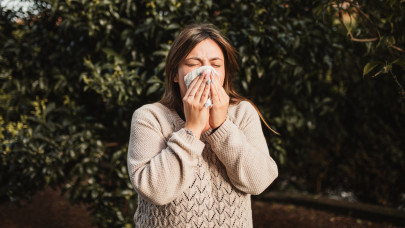 Allergia vagy koronavírus? Új tünetekkel támad a delta variáns: ezt mindenképp tudnod kell!