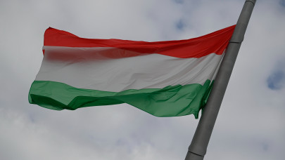 Drasztikus döntés előtt Magyarország: baljósak a jelek, messze még a megoldás
