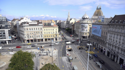 Komoly bejelentés érkezett a fővárostól: megoldódhat a budapesti közterek egyik legnagyobb problémája?