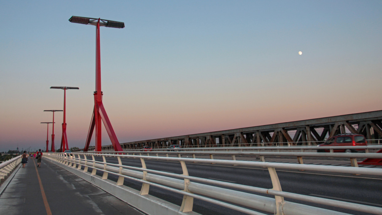 Újabb hídlezárásra kell készülni hétvégén Budepesten: mutatjuk a részleteket