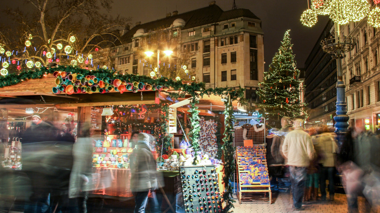 christmas market budapest