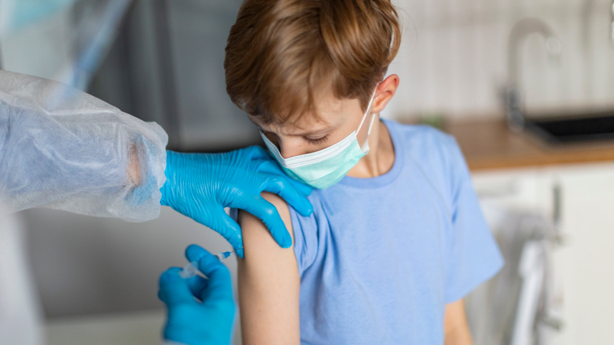 Children vaccination at home