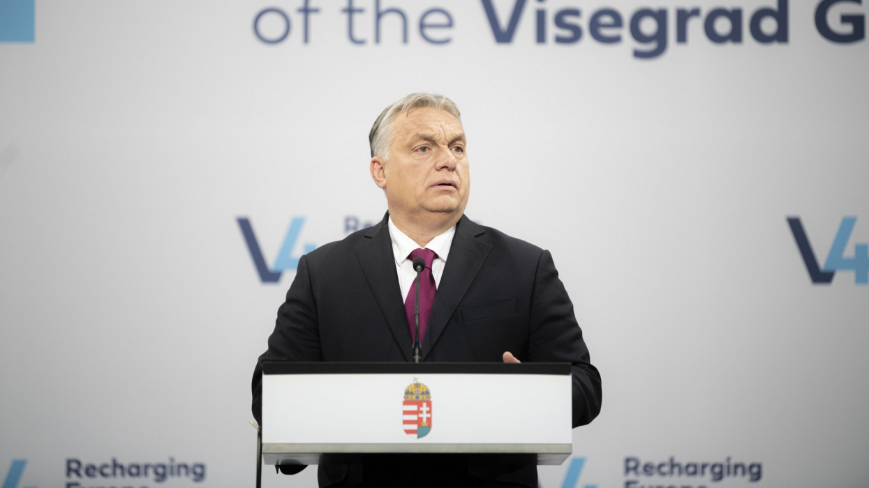 Orbán Viktor bejelentése: októberi szinten rögzítik a lakossági jelzáloghitelek kamatait