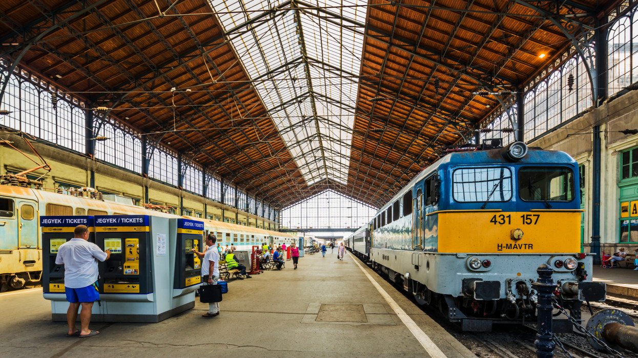 Hungary, Central Hungary, Budapest . Pest, the interior of Nyugati Railway Station