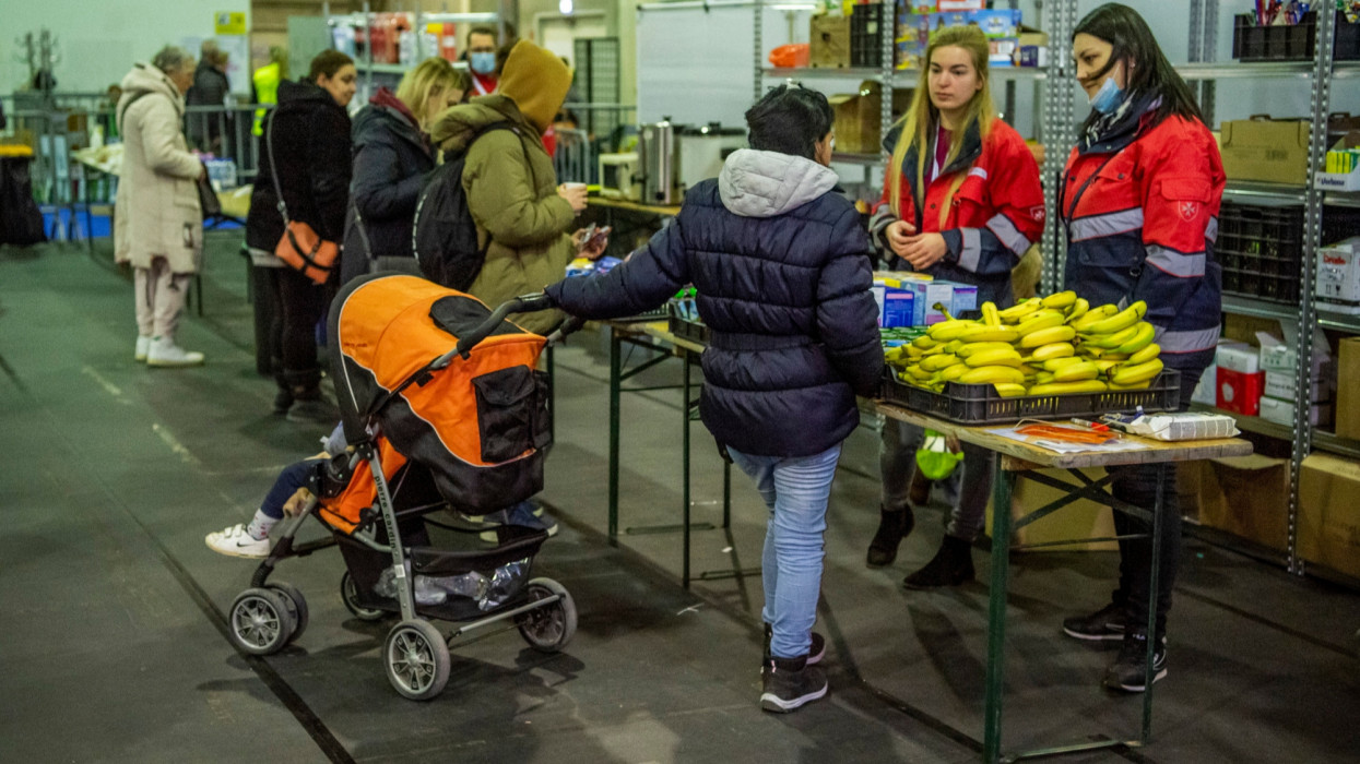 Folytatódik a menekültválság: több mint 12 ezren érkeztek hazánkba egy nap alatt Ukrajnából