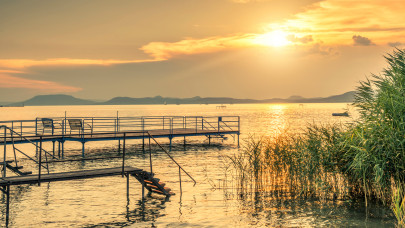 Egyre kilátástalanabb a helyzet a Balatonnál: milliárdokba kerülne a változás