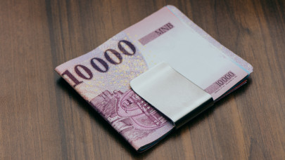 Állampapír, te drága! Ha most veszek, évekig zsebre vághatom a magasabb hozamot?