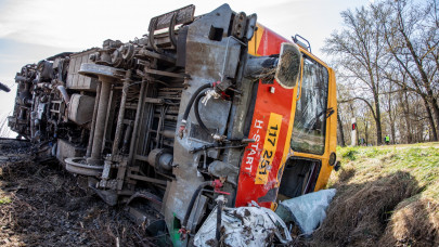 Mindszenti tragédia: a mozdonyvezető nem hibázott, a jelzőlámpa is pirosan villogott