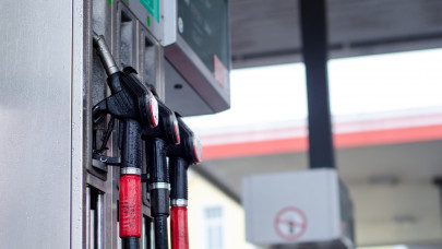 Újabb drágulás a magyar kutakon: ennyi lenne egy liter benzin árstop nélkül