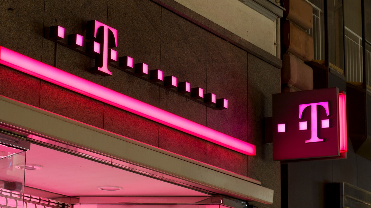 Kiderült: ennyi osztalékot kaphatnak a Magyar Telekom részvényesei