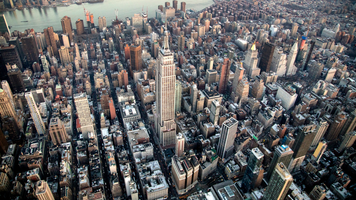 Egyre durvul a járványhelyzet: vészhelyzetet hirdettek New Yorkban
