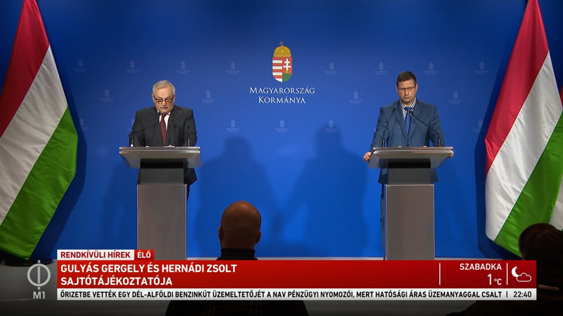 Rendkívüli időpontban hirdetett sajtóeseményt Gulyás Gergely miniszter és Hernádi Zsolt Mol-vezér.