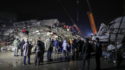 Újabb földrengés csapott le kedden: már több mint 4 ezer a halott, borzasztó a helyzet