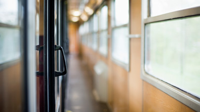 Óriási változás élesedik rengeteg magyar vonaton 2 hét múlva: erről minden utasnak tudnia kell