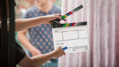 Filmgyártással foglalkozó céget fülelt le a NAV: nem csak a sztori, a számlák is fiktívek voltak - 174 millió forint adót csaltak el