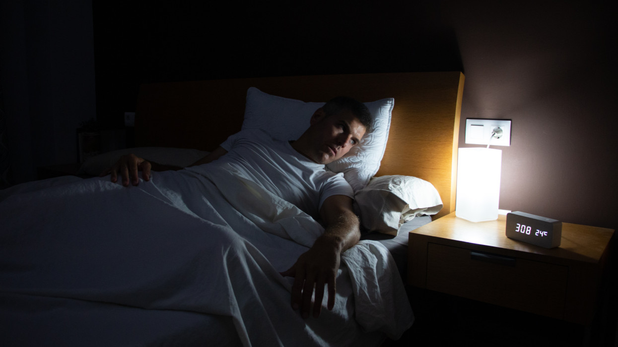 Az éjszakai álmatlanság okai: mi az alvászavar leggyakoribb típusa, az insomnia jelentése?