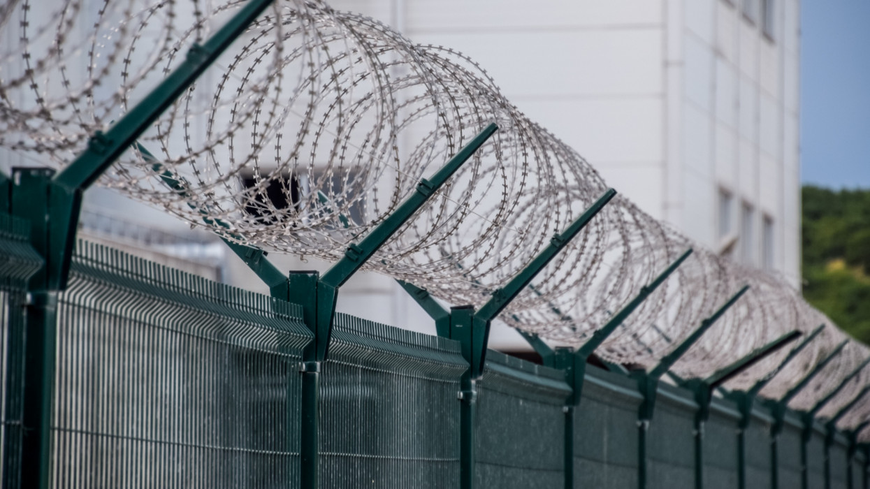 Óriási a zsúfoltság a magyar börtönökben: kiderült, mi ennek a valódi oka