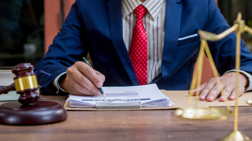 Hiába reménykedtek a magyar dolgozók: alig nőnek idén a fizetések a legtöbb munkahelyen