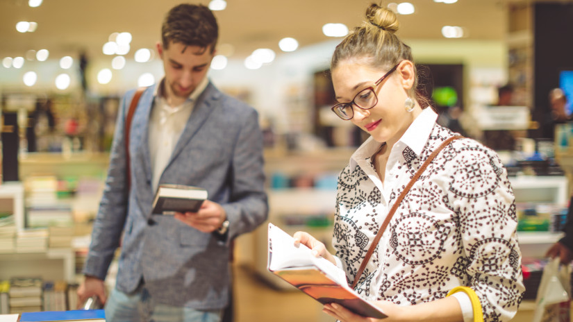 Az ország legnagyobb vidéki könyvünnepe startol: Szörényi Levente és Szabó T. Anna ott lesz - és te?