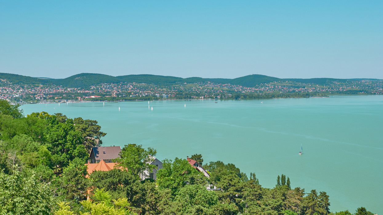 One of Europes largest lakes - Balaton. Popular tourist tours from many continental countries. Shallow fast warming lake.