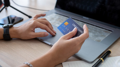 Téged is átverhetnek ezek a webáruházak a vásárlások során: nagyon durva, ami most kiderült