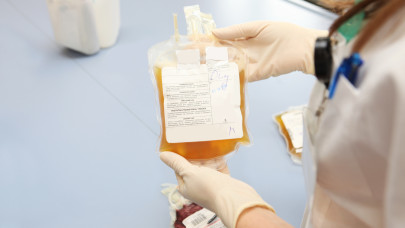 Irgalmatlan pénzt kereshetsz a véreddel: van, aki több mint 700 ezres juttatással toboroz donorokat