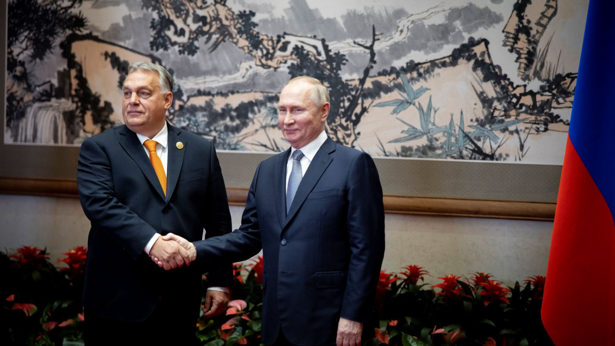 Kezet fogott Orbán Viktor Vlagyimir Putyinnal: miről állapodhattak meg?