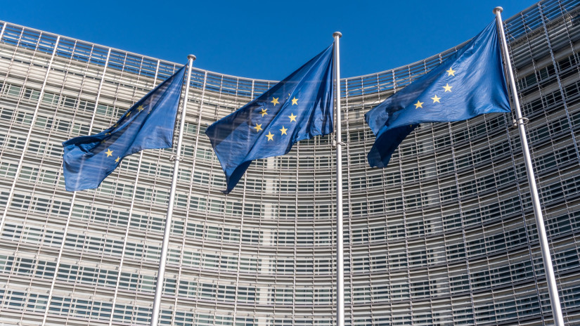 Ébredezik Európa a nagyhatalmak versenyében: komoly gazdasági stratégiával álltak elő
