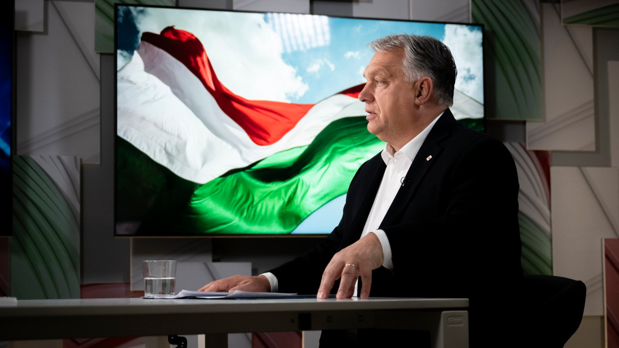 Belengette Orbán Viktor: ekkora béremelések lesznek Magyarországon