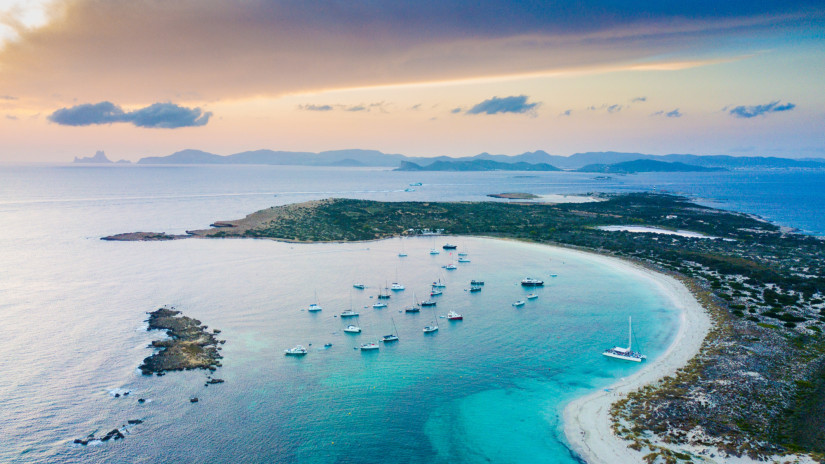 Akkora a tömegnyomor ezen az európai szigeten, hogy napi 6 ezer forintos extra adót kell fizetniük a turistáknak hamarosan