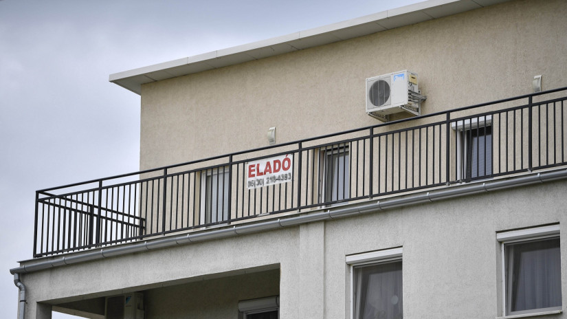 Brutális lesz, amikor kidurran a lakáspiaci lufi Magyarországon: már 2025-ben megvan rá az esély?