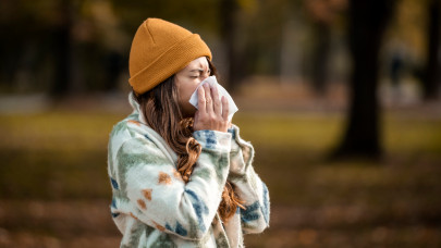 Covid, influenza, nátha vagy allergia? Itt a pontos tünetlista: ezek a panaszok könnyen becsaphatnak
